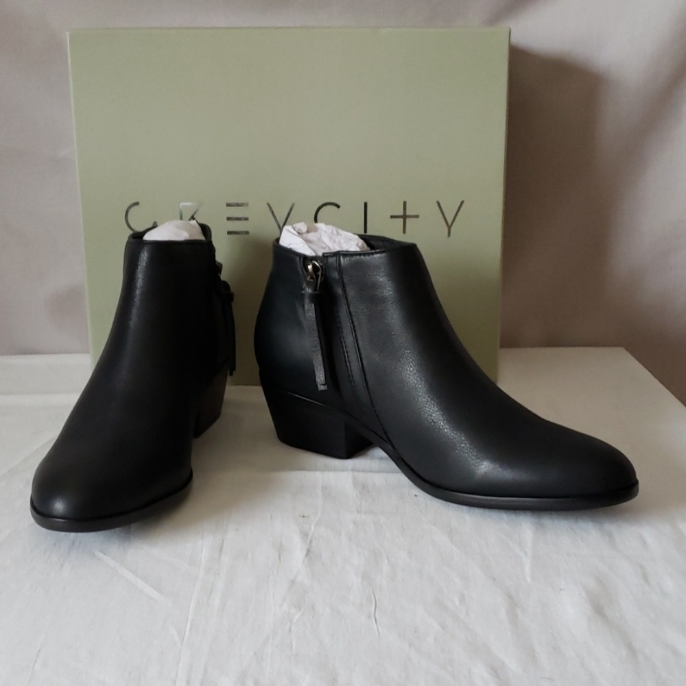 New Grey City Riley Black Leather Ankle Boot